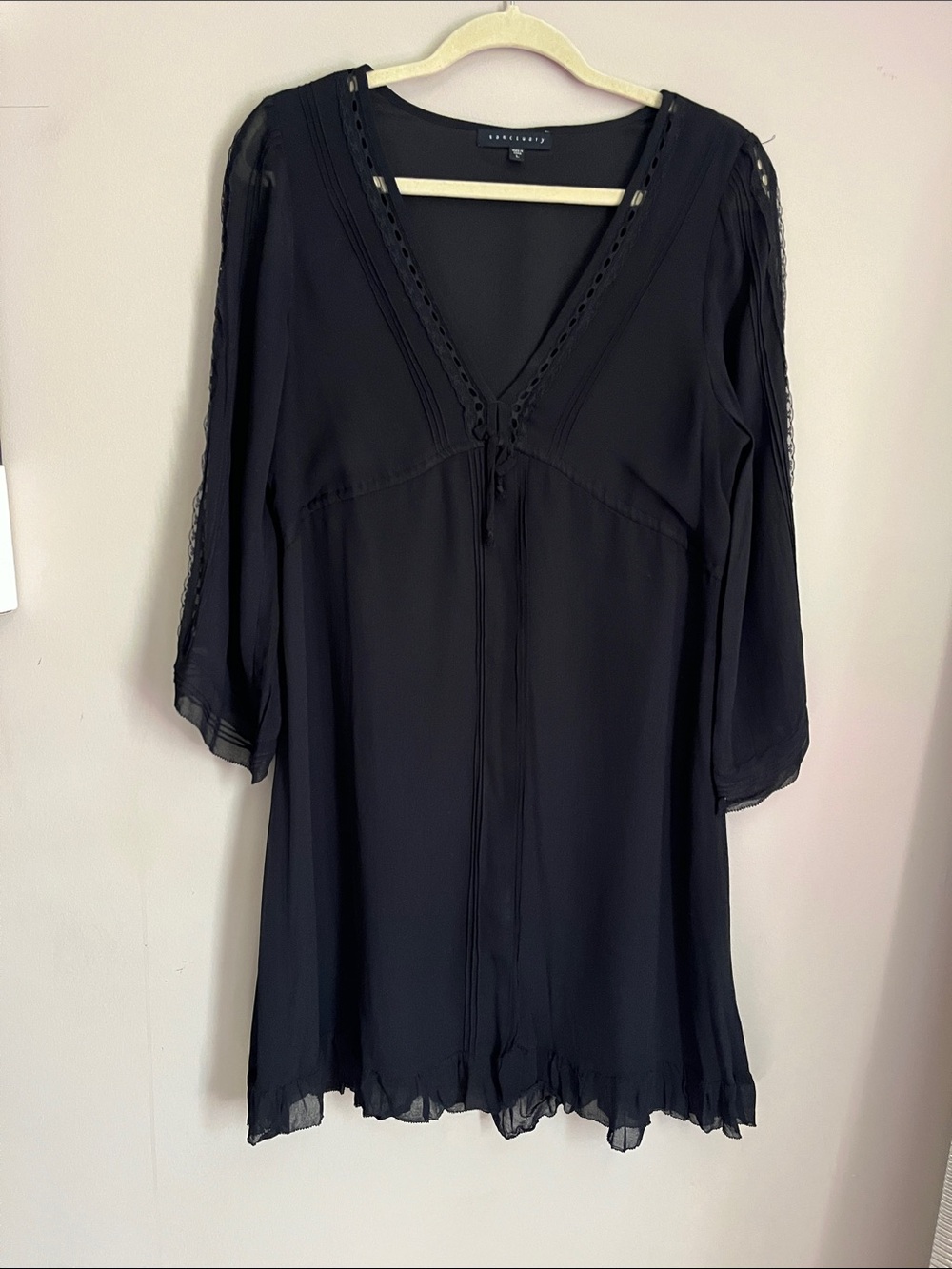Sanctuary Kate black long-sleeve v neck Pointelle trim shift dress size large
